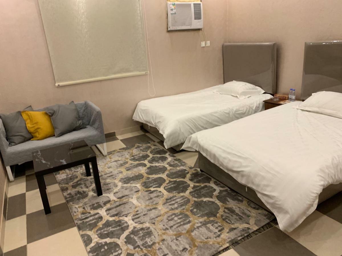 Economic Homes Apartments Янбу Екстериор снимка