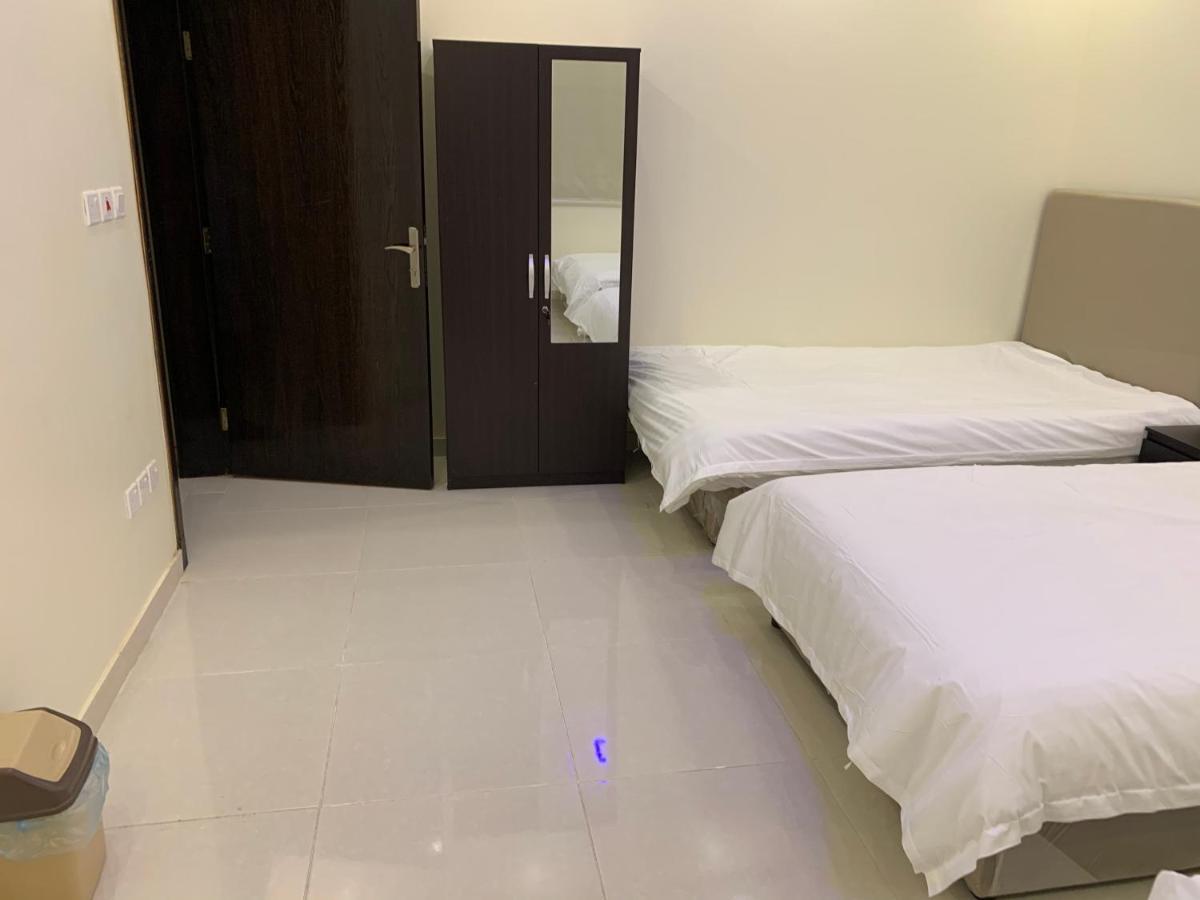 Economic Homes Apartments Янбу Екстериор снимка